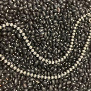 Native American 6mm Navajo pearl 20” necklace